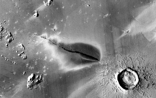 火星发现近期火山喷发证据暗示火星地表下可能存在生命
